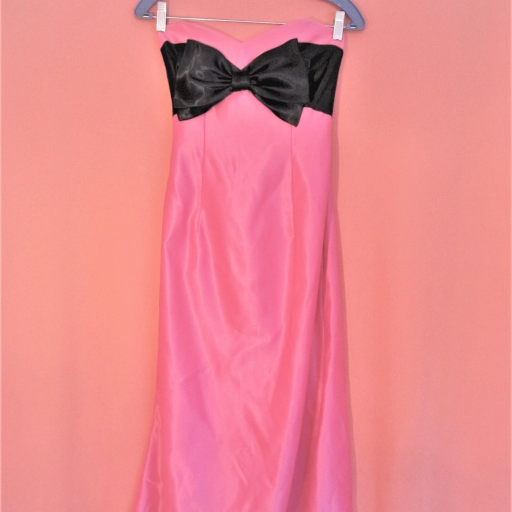 Strapless Bright Pink Dress With Black Bow